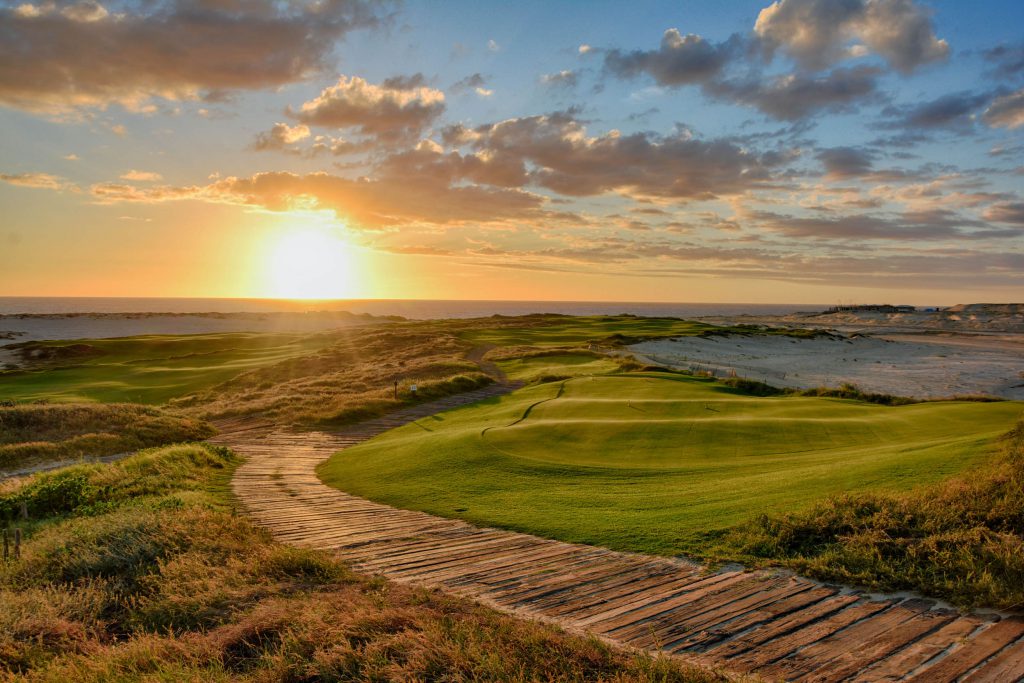 This photo of the Diamante golf course in Cabo is a great example of HDR that I've used on my HDR photography site